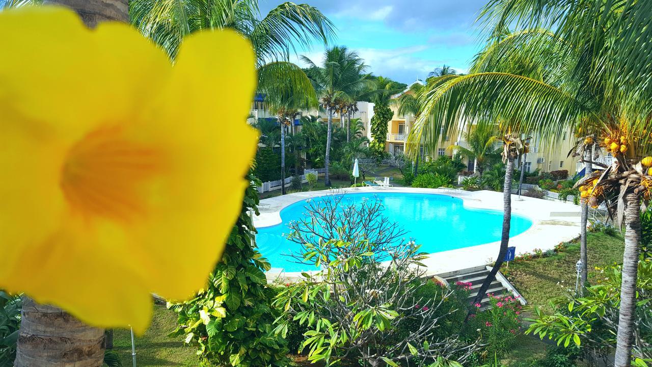 Villa In Le Tamier, 4 Bedrooms, 300M Flic En Flac Beach Exteriör bild